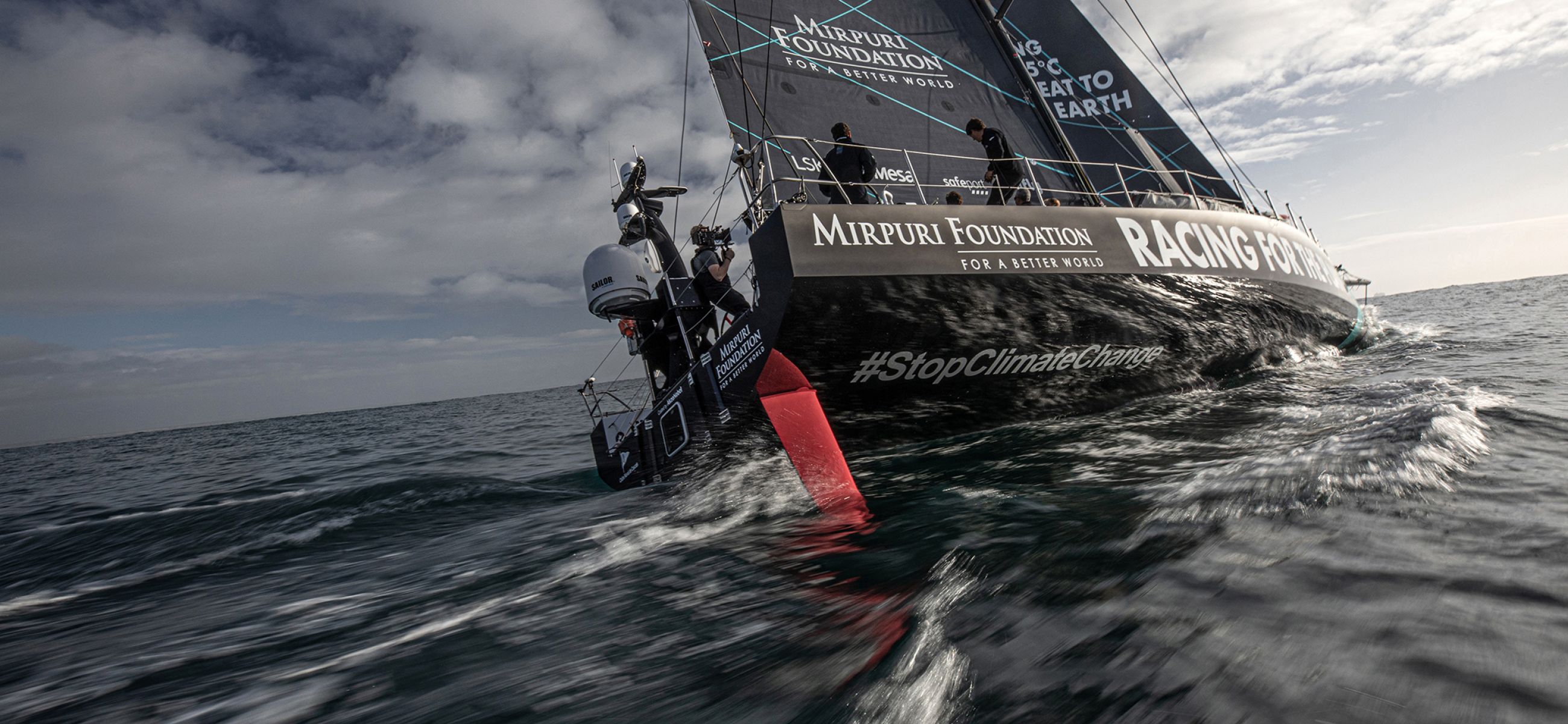 Trimarine Compositos Boatyard Front Building