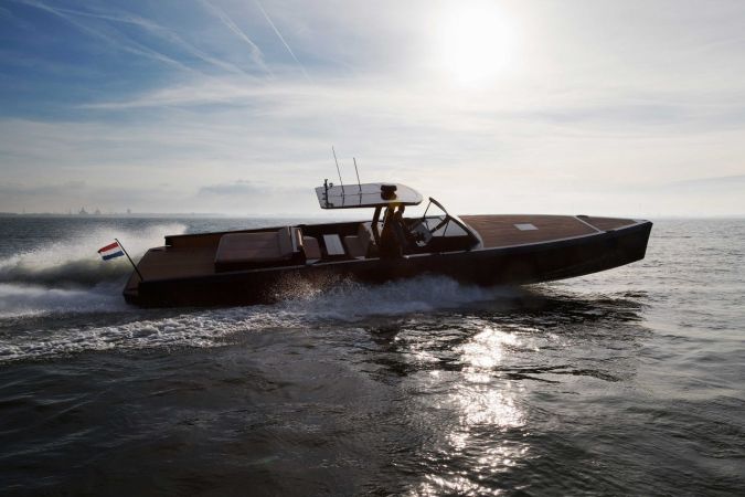 NEVO950 in open waters